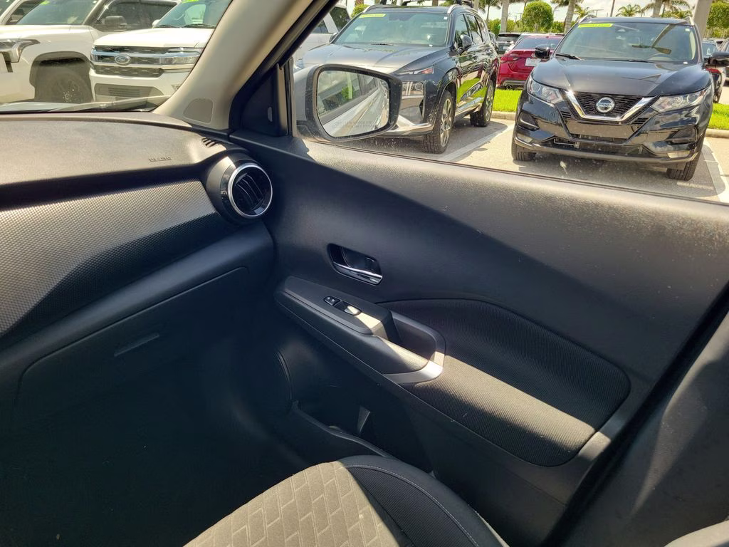 2023 Boulder Gray Pearl Nissan Kicks SV FWD SUV