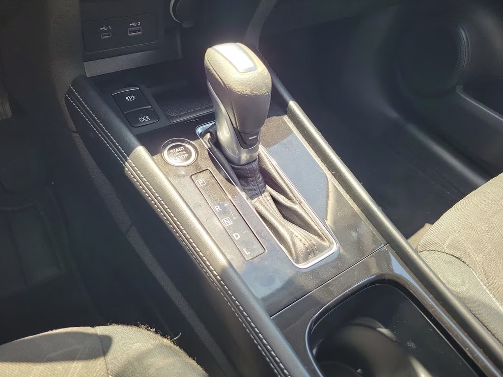 2023 Boulder Gray Pearl Nissan Kicks SV FWD SUV