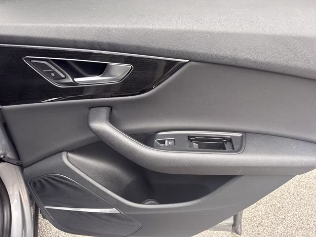 2019 Florett Silver Metallic Audi Q8 Premium Plus AWD SUV