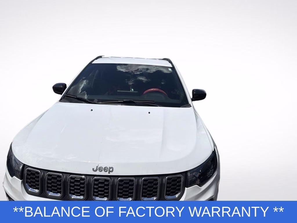 2024 Bright White Clearcoat Jeep Compass Latitude Lux 4X4 SUV