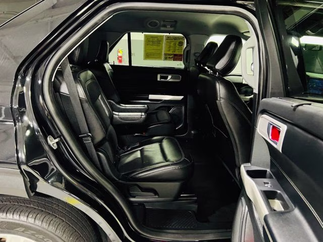 2021 Black Metallic Ford Explorer Limited 4X4 SUV