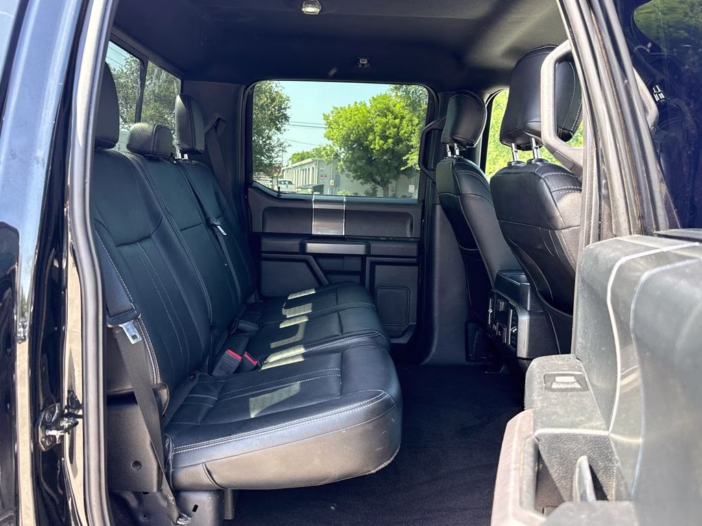 2018 Shadow Black Ford F-150 XLT 4X4 Truck