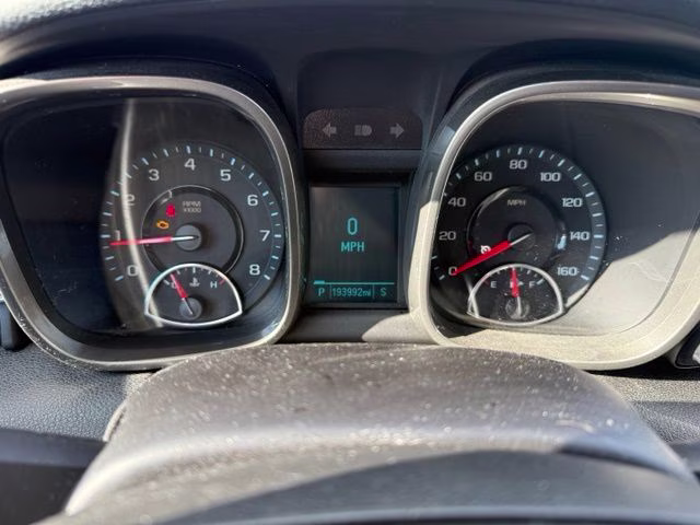2013 Silver Ice Metallic Chevrolet Malibu LT FWD Sedan