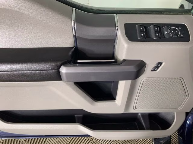 2020 Blue Jeans Metallic Ford F-150 XLT 4X4 Truck