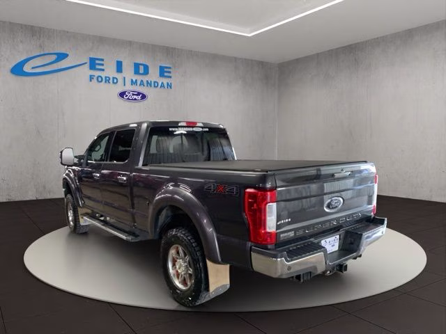2018 Magnetic Ford Super Duty F-250 SRW Lariat 4X4 Truck