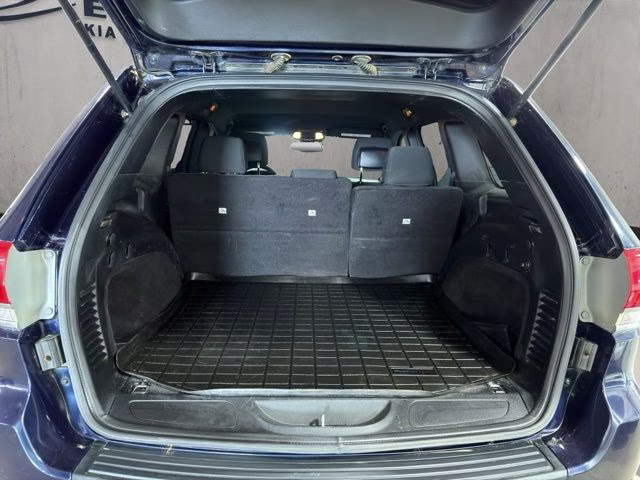 2014 True Blue Pearlcoat Jeep Grand Cherokee Laredo 4X4 SUV