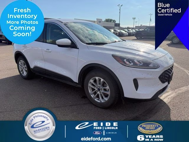 2020 Oxford White Ford Escape SE AWD SUV