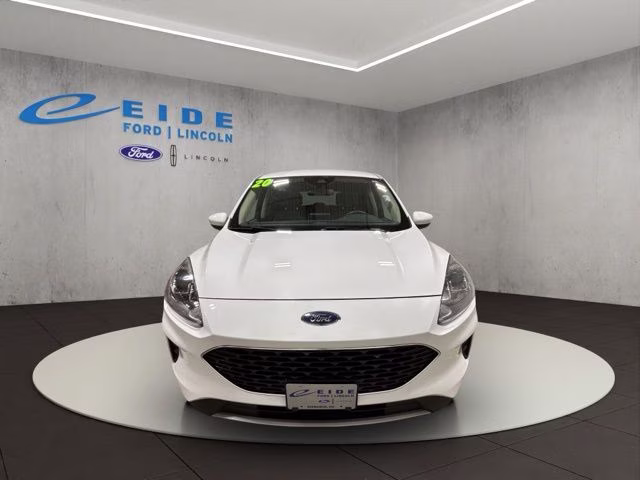 2020 Oxford White Ford Escape SE AWD SUV