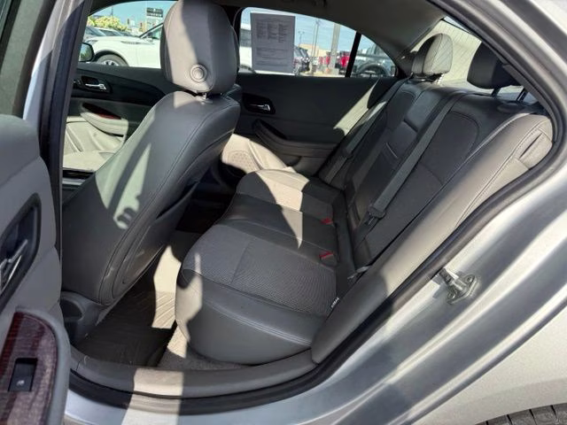 2013 Silver Ice Metallic Chevrolet Malibu LT FWD Sedan