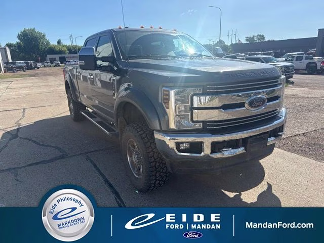 2018 Magnetic Ford Super Duty F-250 SRW Lariat 4X4 Truck