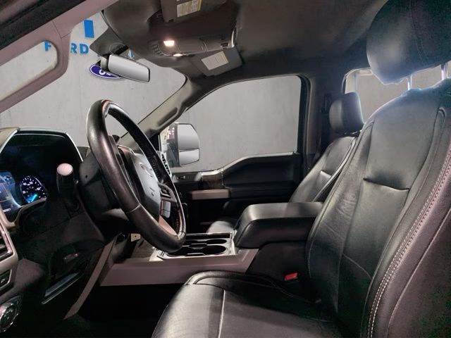2018 Magnetic Ford Super Duty F-250 SRW Lariat 4X4 Truck