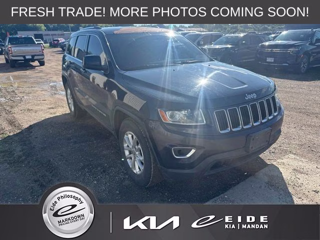2014 True Blue Pearlcoat Jeep Grand Cherokee Laredo 4X4 SUV