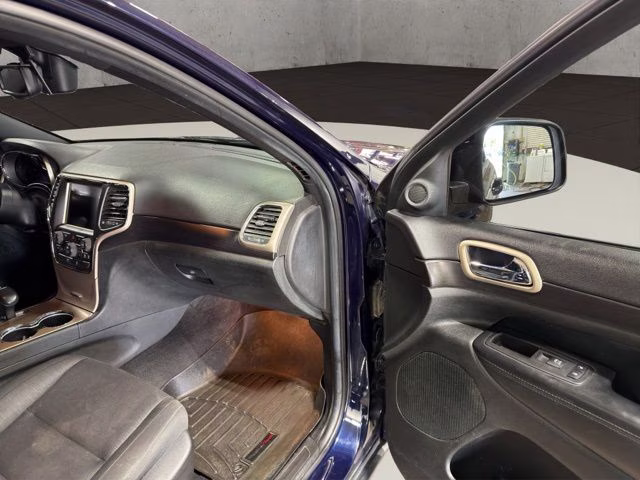2014 True Blue Pearlcoat Jeep Grand Cherokee Laredo 4X4 SUV
