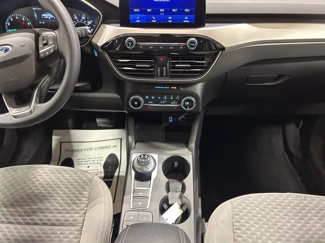 2020 Oxford White Ford Escape SE AWD SUV