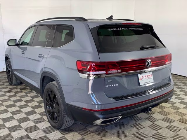 2026 Pure Gray Volkswagen Atlas 2.0T SE w/Technology AWD SUV