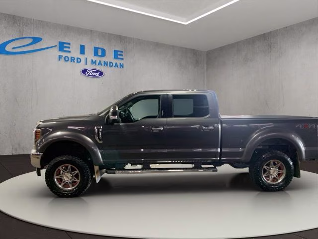 2018 Magnetic Ford Super Duty F-250 SRW Lariat 4X4 Truck