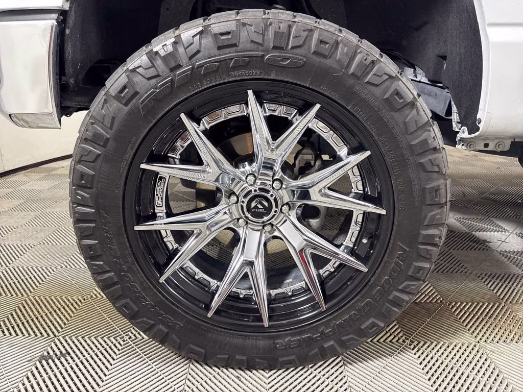 2024 Avalanche Gray Ford F-150 XLT 4X4 Truck