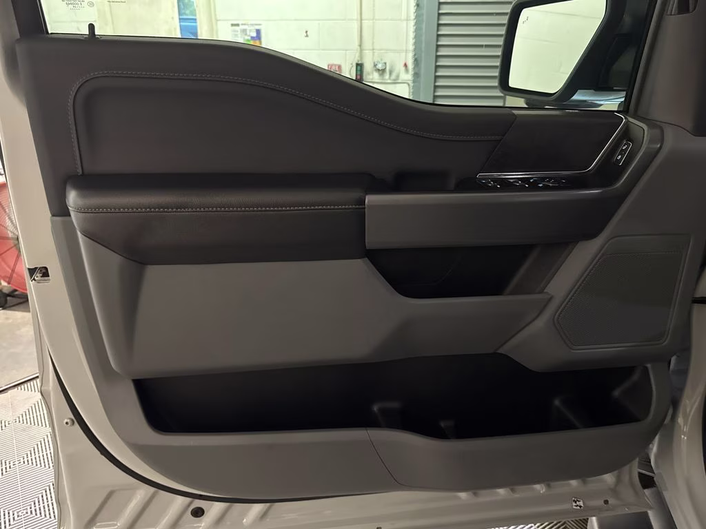 2024 Avalanche Gray Ford F-150 XLT 4X4 Truck