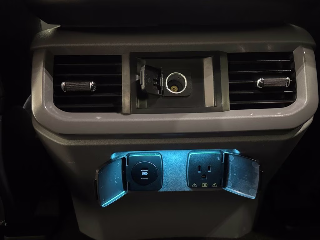 2024 Avalanche Gray Ford F-150 XLT 4X4 Truck