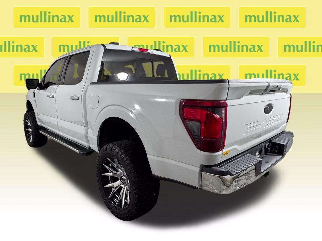 2024 Avalanche Gray Ford F-150 XLT 4X4 Truck