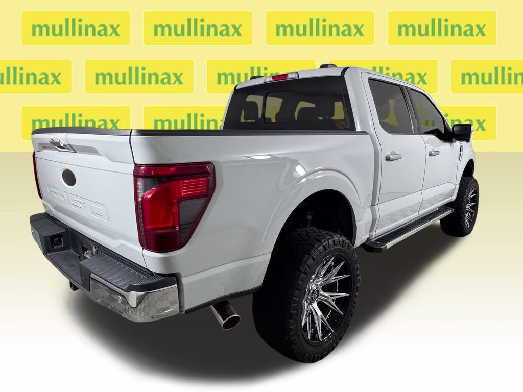 2024 Avalanche Gray Ford F-150 XLT 4X4 Truck