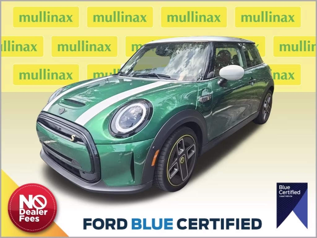 2023 British Racing Green IV Metallic MINI Cooper Base FWD Hatchback