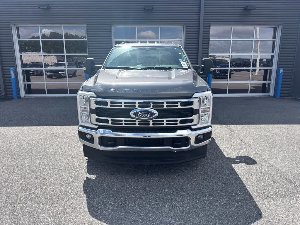 2024 Carbonized Gray Metallic Ford Super Duty F-350 DRW XLT 4X4 Truck
