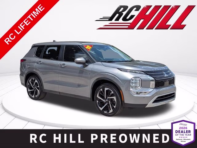 2022 Gray Mitsubishi Outlander SE Launch Edition FWD SUV