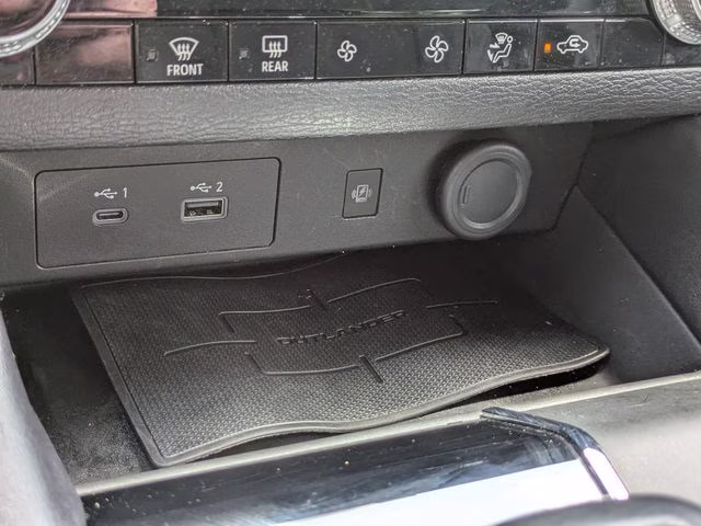 2022 Gray Mitsubishi Outlander SE Launch Edition FWD SUV