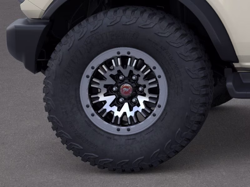 2026 Wimbledon White Ford Bronco Outer Banks 4X4 Convertible
