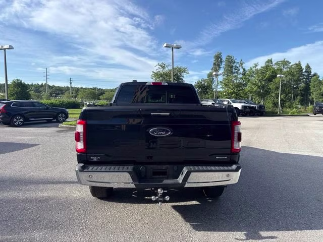 2021 Antimatter Blue Metallic Ford F-150 LARIAT Crew Cab Pickup 4X4 Truck