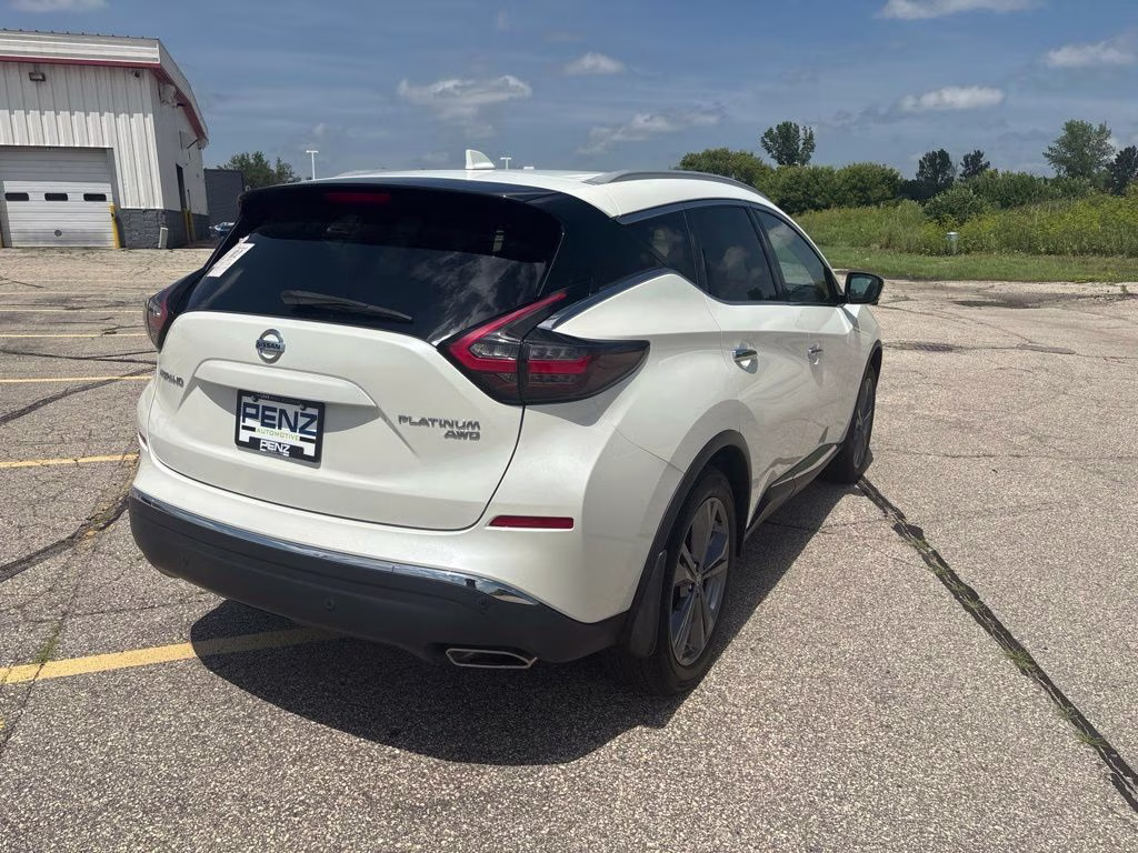 2022 Brilliant Silver Metallic Nissan Murano Platinum AWD SUV