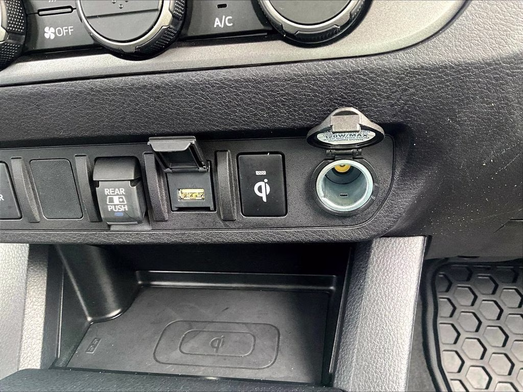 2020 Midnight Black Metallic Toyota Tacoma SR5 4X4 Truck