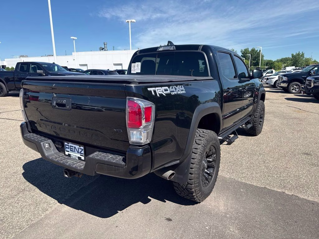 2020 Midnight Black Metallic Toyota Tacoma SR5 4X4 Truck