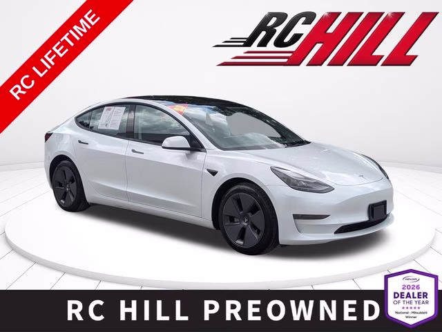 2023 White Tesla Model 3 Base RWD Sedan
