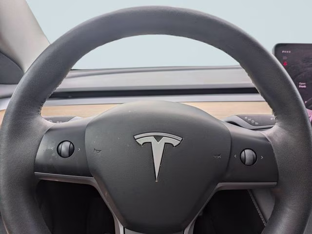 2023 White Tesla Model 3 Base RWD Sedan