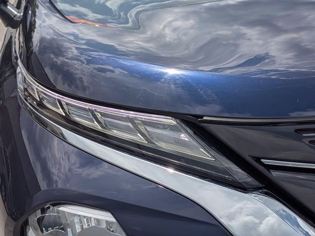 2024 Cosmic Blue Metallic Mitsubishi Outlander SE FWD SUV