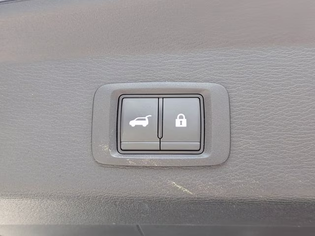 2024 Cosmic Blue Metallic Mitsubishi Outlander SE FWD SUV
