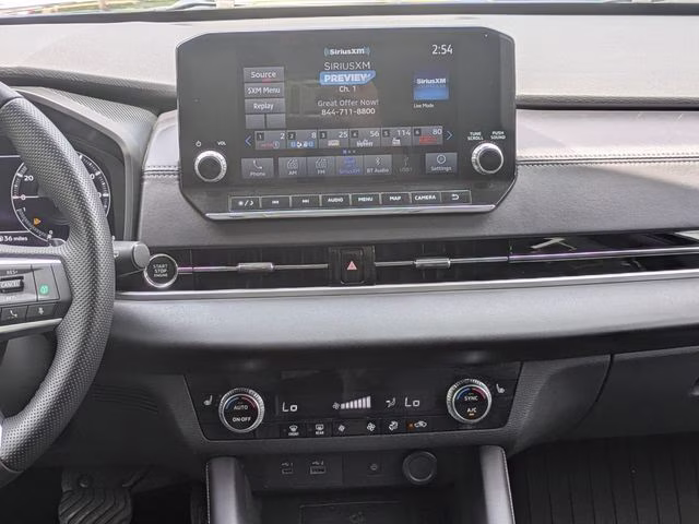 2024 Cosmic Blue Metallic Mitsubishi Outlander SE FWD SUV