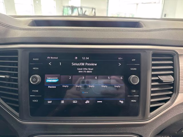 2020 Platinum Gray Metallic Volkswagen Atlas Cross Sport 3.6L V6 SE w/Technology R-Line AWD SUV