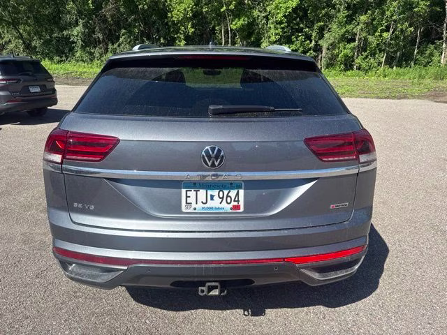2020 Platinum Gray Metallic Volkswagen Atlas Cross Sport 3.6L V6 SE w/Technology R-Line AWD SUV