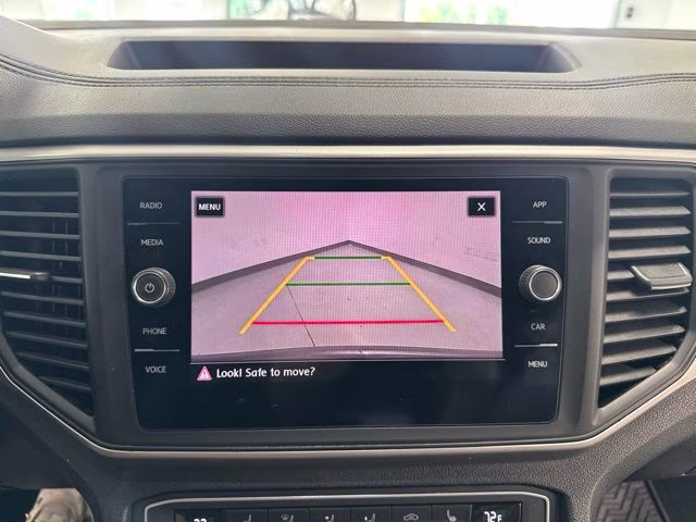 2020 Platinum Gray Metallic Volkswagen Atlas Cross Sport 3.6L V6 SE w/Technology R-Line AWD SUV