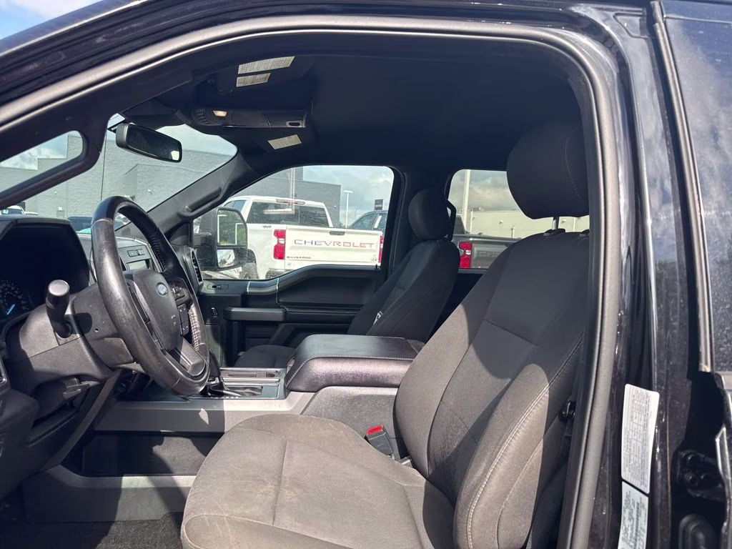 2019 Agate Black Metallic Ford F-150 XLT 4X4 Truck