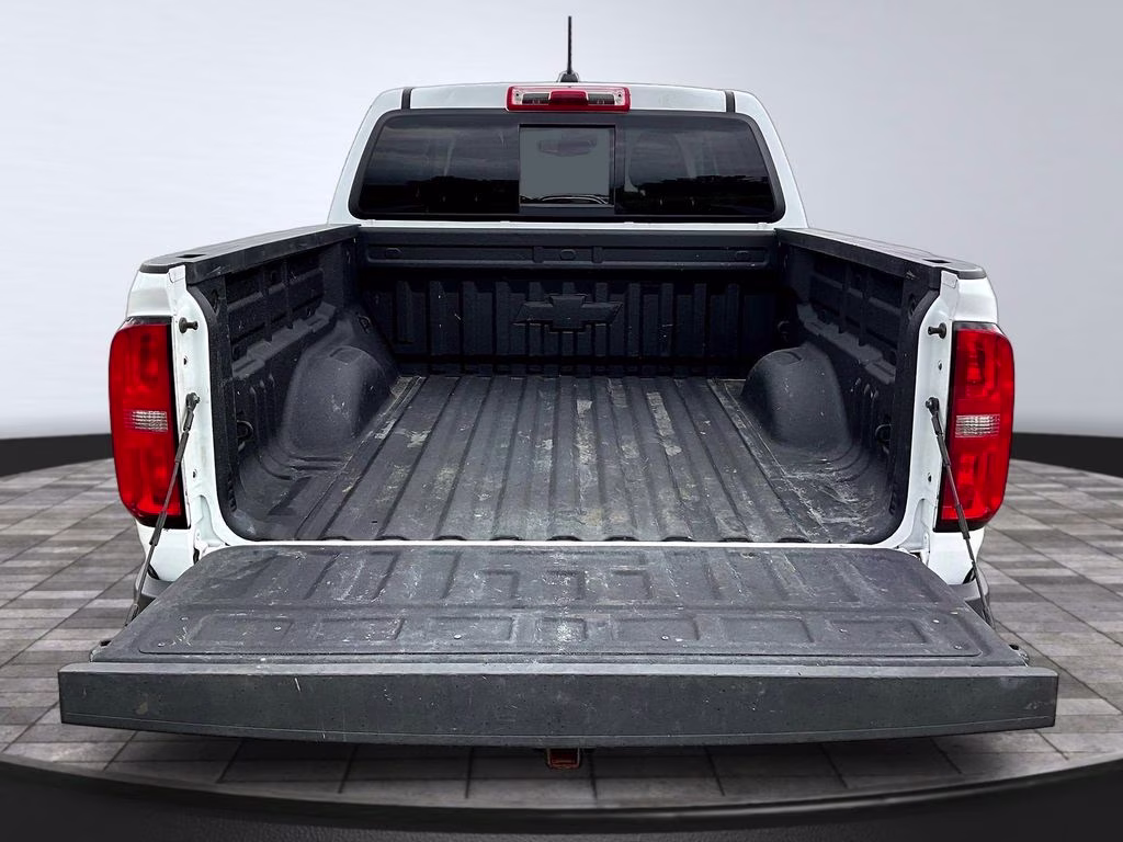 2022 Summit White Chevrolet Colorado Z71 4X4 Truck