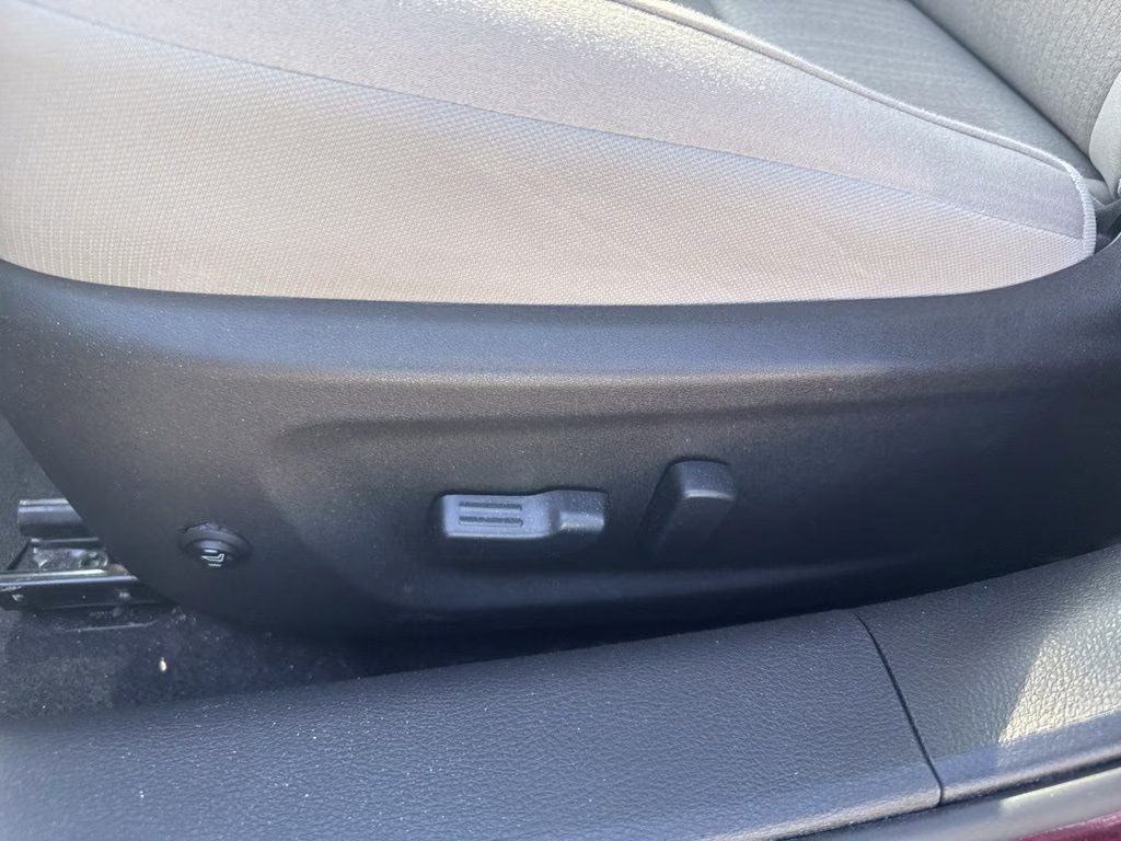 2023 Garnet Pearl Metallic Nissan Altima 2.5 SV AWD Sedan