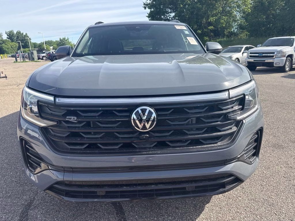 2024 Pure Gray Volkswagen Atlas Cross Sport 2.0T SEL Premium R-Line AWD SUV