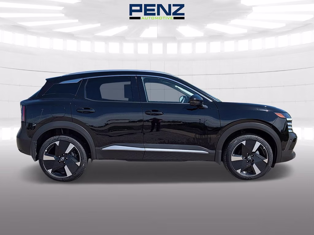2025 Super Black Nissan Kicks SR AWD SUV