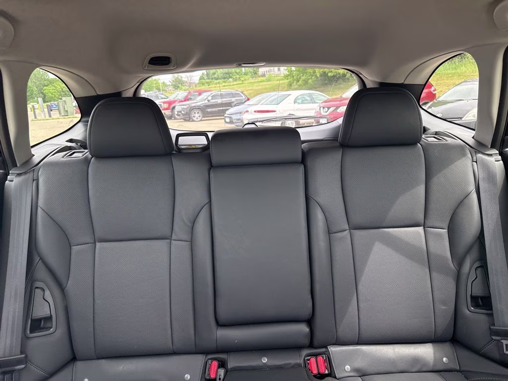 2022 Crystal Black Silica Subaru Outback Limited XT AWD SUV