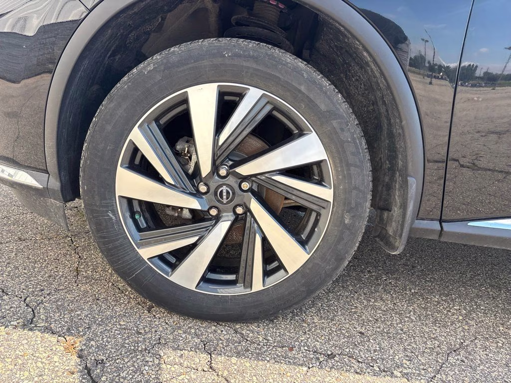 2024 Black Nissan Murano SL AWD SUV