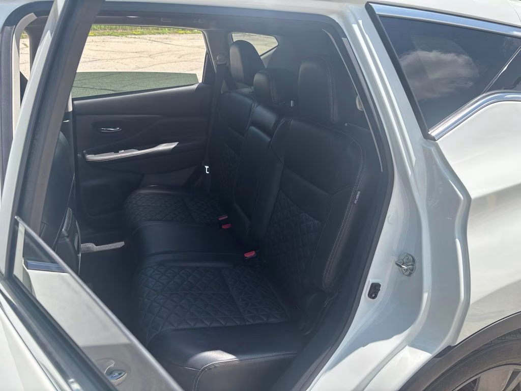 2022 Brilliant Silver Metallic Nissan Murano Platinum AWD SUV